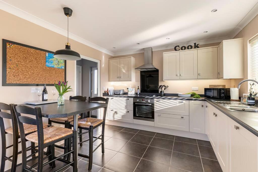 Willow Lodge, Wolfscastle Haverfordwest Luaran gambar